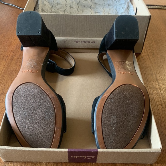 Clarks Women’s Deva Mae Sandals Black Suede Size 8 1/2 - Picture 5 of 7